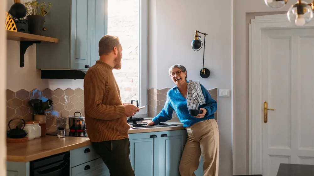 Five-year Fixed Rate savings. Commitment pays.